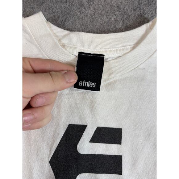 Etnies Shirt Men Small White Icon Tee Graphic Crewneck Short Sleeve Skate Casual - Picture 5 of 6